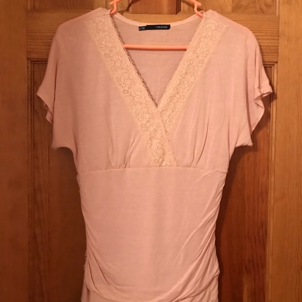 Maurices size small shirt